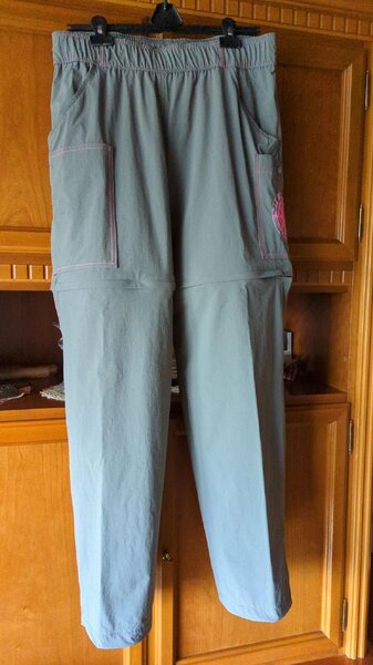 Outdoor-Zip-Hose Vorderansicht