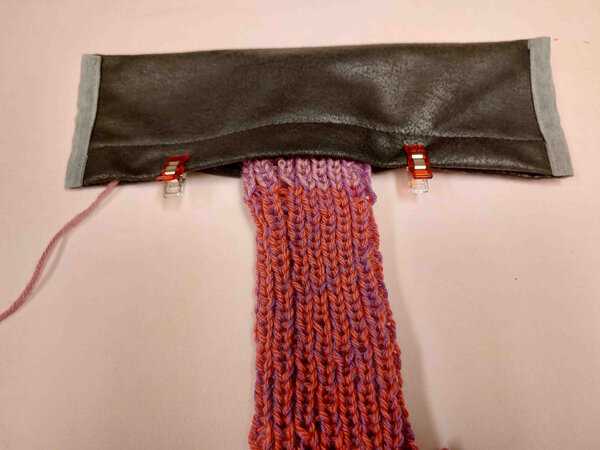 Nadelspieltasche - Stricknadel-Schutztasche - Sockenstrickertasche